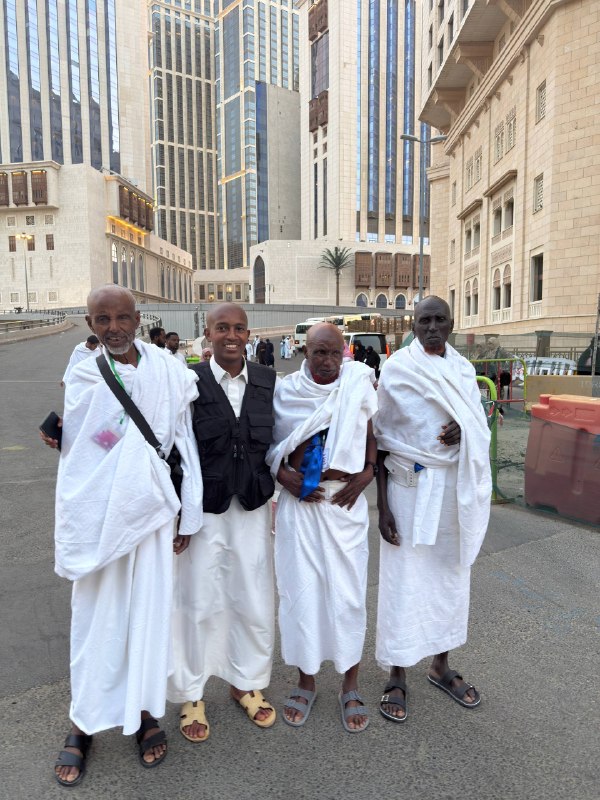 Our pilgrims in ihram preparing for Umrah